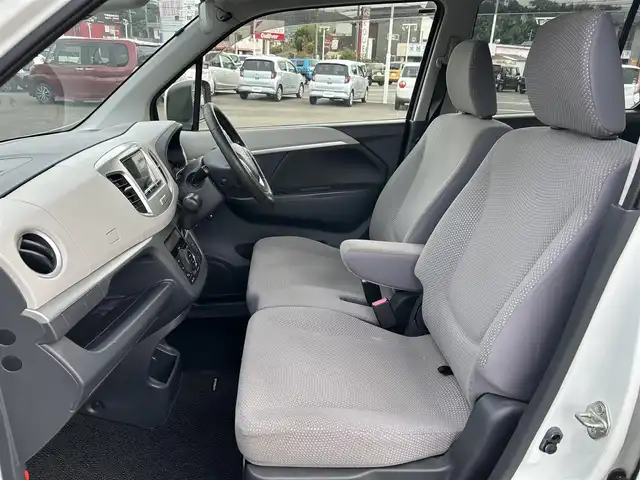 スズキ ワゴンＲ FZ 鹿児島県 2016(平28)年 4.1万km クリスタルホワイトP 社外ナビ/　　BT/フルセグ/バックカメラ/シートヒーター/純正14インチアルミホイール/アイドリングストップ/ステアリングスイッチ/ドライブレコーダー/スマートキー/ETC