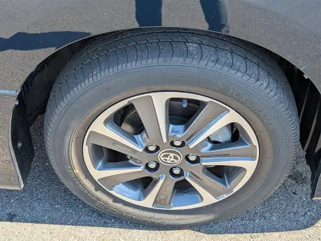 トヨタ ヴォクシー ZS 煌Ⅲ 福井県 2020(令2)年 1.5万km ブラッキッシュアゲハガラスフレーク 純正SDナビ/AM/FM/ワンセグ/BT/CD/AUX/バックカメラ/両側パワースライドドア/トヨタセーフティセンス/クルーズコントロール/前後コーナーセンサー/レーンキープアシスト/横滑り防止装置/盗難防止装置/アイドリングストップ/ビルトインETC/ハーフレザー調シート/本革巻きステアリング/ダブル＋サイドエアバッグ/カーテンエアバッグ/純正フロアマット/サンシェード/純正16インチAW/LEDヘッドライト/Fフォグ/スマートキー