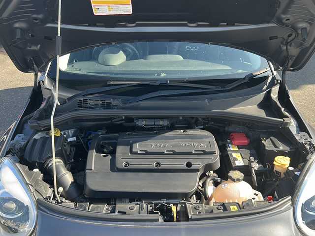 フィアット ５００Ｘ 佐賀県 2018(平30)年 4.2万km グレー エンジンスタートボタン/保証書/取扱説明書/記録簿/アイドリングストップ/スマートキー/スペアキー有/追従走行付きクルーズコントロール/Bluetooth接続/USB入力端子/ETC/バックカメラ/AUX/純正ナビ/前席パワーシート/前後コーナーセンサー/純正フロアマット/ABS/前後コーナーセンサー/レーンキープアシスト/盗難防止装置/オートライト/LEDライト/衝突被害軽減システム/クリアランスソナー/革巻ステアリング/ステアリングスイッチ/ブラインドスポットモニター/THULE/色コード:679ファッショングレー