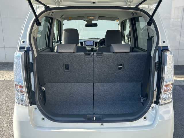 スズキ ワゴンＲ FZ 埼玉県 2014(平26)年 7.2万km クリスタルホワイトP (株)IDOMが運営する【じしゃロン熊谷店】の自社ローン専用車両になりますこちらは現金またはオートローンご利用時の価格です。自社ローンご希望の方は別途その旨お申付け下さい/社外ナビ　NX615/（フルセグTV/Bluetooth/CD/DVD/AM/FM）/ETC/バックカメラ/レーダーブレーキサポート/アイドリングストップ/プッシュスタート/スマートキースペア×１/運転席シートヒーター/フロアマット/純正14インチAW/ウィンカーミラー/ドアバイザー/ステアリングスイッチ/フルフラットシート/合皮ハンドルカバー/車両・ナビ取扱説明書