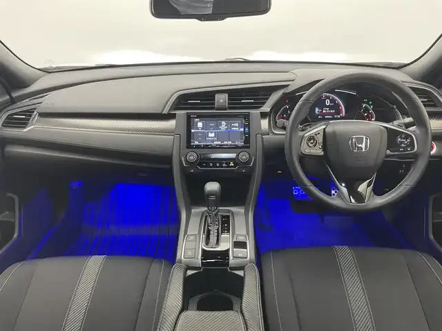ホンダ シビック ハッチバック ホンダセンシング 愛知県 2019(令1)年 2.9万km ホワイトオーキッドパール 純正ナビ　フルセグＴＶ　Ｂｌｕｅｔｏｏｔｈ　バックカメラ　シートヒーター　純正ドラレコナビ連動　ＥＴＣ　ホンダセンシング　衝突軽減　追従クルコン　コーナーセンサー　ＬＥＤオートライト　フォグ　禁煙車