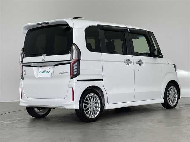 ホンダ Ｎ ＢＯＸ カスタム L ターボ 埼玉県 2021(令3)年 1.3万km プラチナホワイトパール 純正ディスプレイオーディオ/（Bluetooth、iPod）/ワンセグTV/バックカメラ/ドライブレコーダー（前後）/両側パワースライドドア/シートヒーター/パドルシフト/アダプティブクルーズコントロール/衝突防止軽減システム/リアソナー/ETC