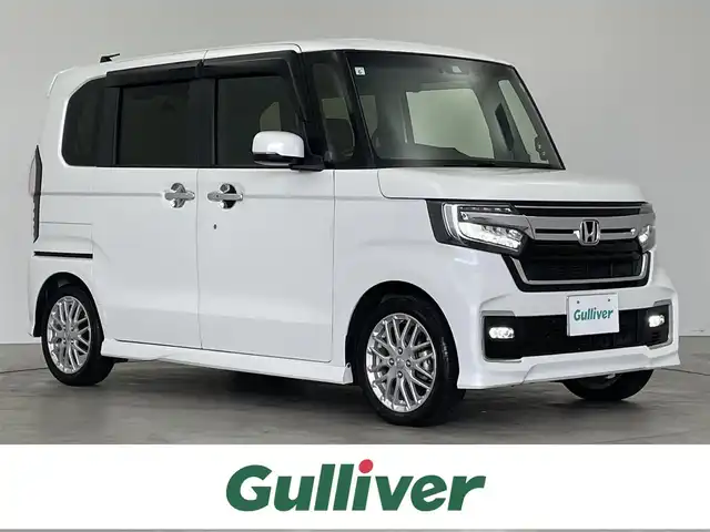 ホンダ Ｎ ＢＯＸ カスタム L ターボ 埼玉県 2021(令3)年 1.3万km プラチナホワイトパール 純正ディスプレイオーディオ/（Bluetooth、iPod）/ワンセグTV/バックカメラ/ドライブレコーダー（前後）/両側パワースライドドア/シートヒーター/パドルシフト/アダプティブクルーズコントロール/衝突防止軽減システム/リアソナー/ETC