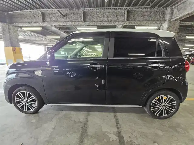 トヨタ ピクシスジョイ F Gターボ SAⅢ プライムコレ 宮崎県 2021(令3)年 5.7万km ブラックマイカメタリック 〇ワンオーナー/〇社外ナビ/〇フルセグTV/〇バックカメラ/〇ETC/〇スマートアシスト３/〇衝突回避支援ブレーキ機能（対車両・歩行者）/〇衝突警報機能/〇車線逸脱警報機能/〇LEDヘッドランプ/〇オートライト/〇オートエアコン/〇シルバー加飾付き革巻きステアリングホイール/〇ステアリングスイッチ/〇ブラック合皮シート/〇前席シートヒーター/〇純正15インチアルミ/〇キーフリーシステム/プッシュボタンスタート/〇禁煙車