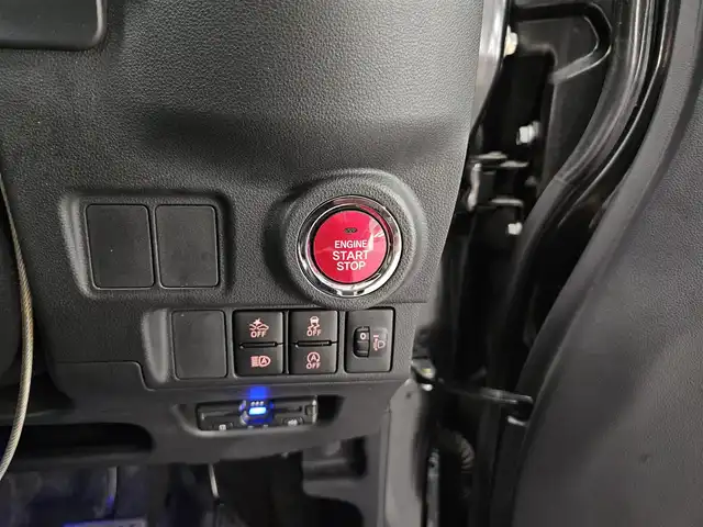 トヨタ ピクシスジョイ F Gターボ SAⅢ プライムコレ 宮崎県 2021(令3)年 5.7万km ブラックマイカメタリック 〇ワンオーナー/〇社外ナビ/〇フルセグTV/〇バックカメラ/〇ETC/〇スマートアシスト３/〇衝突回避支援ブレーキ機能（対車両・歩行者）/〇衝突警報機能/〇車線逸脱警報機能/〇LEDヘッドランプ/〇オートライト/〇オートエアコン/〇シルバー加飾付き革巻きステアリングホイール/〇ステアリングスイッチ/〇ブラック合皮シート/〇前席シートヒーター/〇純正15インチアルミ/〇キーフリーシステム/プッシュボタンスタート/〇禁煙車