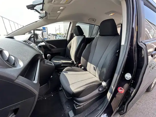 マツダ プレマシー 20S スカイアクティブ 滋賀県 2015(平27)年 4.9万km ラディアントエボニーマイカ 禁煙車/社外ナビ/（CD/DVD/BT/フルセグTV/FM/AM）/バックカメラ/ETC/両側パワースライドドア/ステアリングスイッチ/アイドリングストップ/HIDヘッドライト/ドアバイザー/純正フロアマット/プッシュスタート/スマートキー