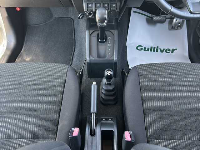 スズキ ジムニー XC 茨城県 2019(平31)年 1.4万km ピュアホワイトP ４WD/社外ディスプレイオーディオ/Bluetooth接続/バックカメラ/デュアルセンサーブレーキサポート/クルーズコントロール/レーンキープアシスト/プッシュスタート/スマートキー/ETC/前席シートヒーター/純正16インチAW/オートライト/LEDヘッドライト/保証書、取扱説明書