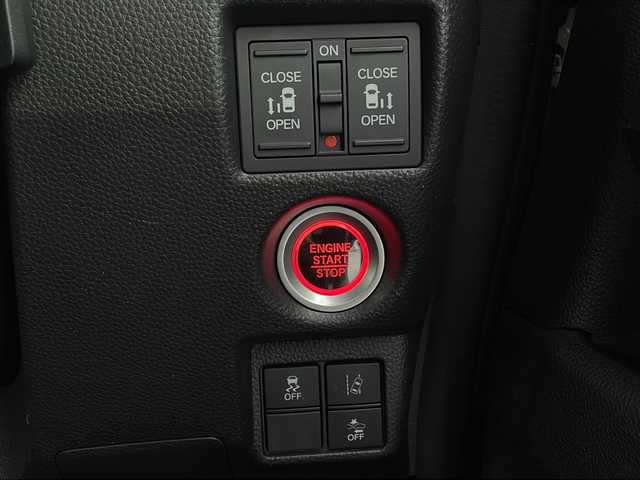 ホンダ Ｎ ＢＯＸ カスタム G L ターボ ホンダセンシング 新潟県 2019(平31)年 3.2万km クリスタルブラックパール ４WD/ホンダセンシング/ターボ/ワンオーナー/禁煙車/社外SDナビ/　　CD/DVD/AM/FM/フルセグ/BT/SD/iPod/バックモニター/両側パワースライドドア/アダプティブクルーズコントロール/LEDオートライト/ハーフレザーシート/前席シートヒーター/15インチ純正アルミホイール付/パドルシフト/ステアリングスイッチ/USBポート/後席サンシェード/スペアキー/スマートキー/ETC
