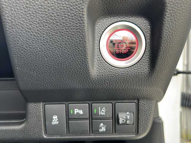 ホンダ Ｎ ＷＧＮ カスタム Lターボ 石川県 2023(令5)年 2.8万km プラチナホワイトパール 純正ナビ/（フルセグTV/BT/FM/AM）/前後ドライブレコーダー/ETC/プッシュスタート/スマートキー/クルーズコントロール/バックカメラ/コーナーセンサー/アイドリングストップ/LEDヘッドライト/AUTOライト/パドルシフト/革巻きステアリング/ステアリングスイッチ/レザーシート/シートヒーター/衝突軽減システム/横滑り防止