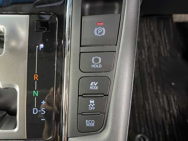 トヨタ アルファードハイブリット SR Cパッケージ 道央・札幌 2022(令4)年 3.8万km ホワイトパールクリスタルシャイン ・４WD /ハイブリッド/寒冷地仕様/・トヨタセーフティセンス/・プリクラッシュセーフティ/・レーダークルーズコントロール/・ブラインドスポットモニター/・純正ディスプレイ　ナビ付/・Bluetooth/CD/DVD/USB/フルセグTV/・AndroidAuto/AppleCarPlay/・バックカメラ/・両側パワースライドドア/・純正フリップダウンモニター/・レザーシート/全席パワーシート/・前席シートヒーター/前席エアシート/・電動リアゲート/ステアリングヒーター/・LEDヘッドライト/オートライト/・オートマチックハイビーム/・デジタルインナーミラー/・ブラインドスポットモニター/・レーンキープアシスト/・盗難防止装置/横滑り防止装置/・ETC/ABS/・積込スタッドレスタイヤAW付