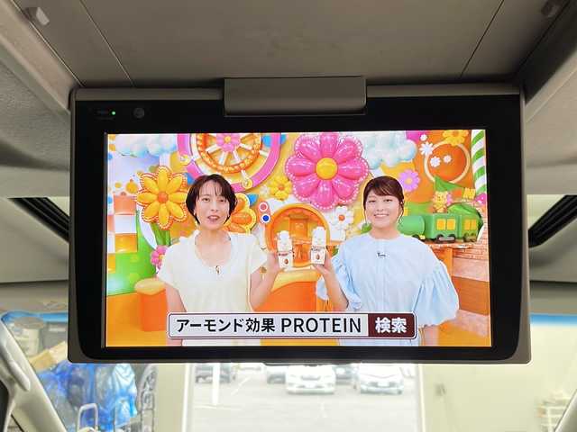 トヨタ アルファードハイブリット SR Cパッケージ 道央・札幌 2022(令4)年 3.8万km ホワイトパールクリスタルシャイン ・４WD /ハイブリッド/寒冷地仕様/・トヨタセーフティセンス/・プリクラッシュセーフティ/・レーダークルーズコントロール/・ブラインドスポットモニター/・純正ディスプレイ　ナビ付/・Bluetooth/CD/DVD/USB/フルセグTV/・AndroidAuto/AppleCarPlay/・バックカメラ/・両側パワースライドドア/・純正フリップダウンモニター/・レザーシート/全席パワーシート/・前席シートヒーター/前席エアシート/・電動リアゲート/ステアリングヒーター/・LEDヘッドライト/オートライト/・オートマチックハイビーム/・デジタルインナーミラー/・ブラインドスポットモニター/・レーンキープアシスト/・盗難防止装置/横滑り防止装置/・ETC/ABS/・積込スタッドレスタイヤAW付