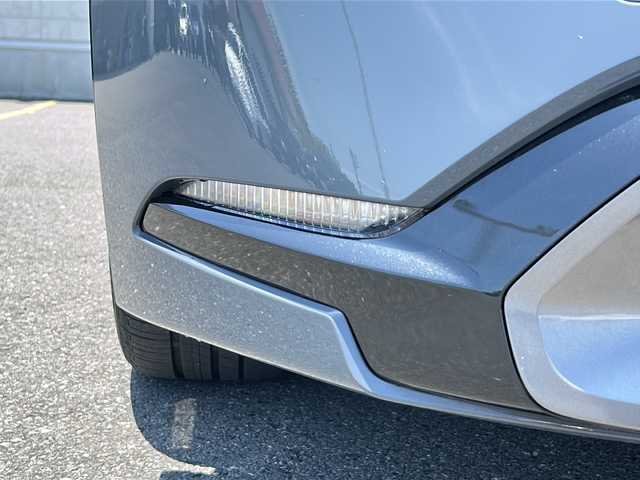 トヨタ プリウス 茨城県 2023(令5)年 1.7万km グレーⅡ セーフティーセンス/純正ナビ/アラウンドビューモニター/バックカメラ サイドカメラ フロントカメラ/LEDオートライト/クルーズコントロール/レザーシート/純正19インチアルミホイール/パワーシート/シートヒーター/スペアタイヤ/前後ドラレコ/ステアリングヒーター/スマートキー/ETC