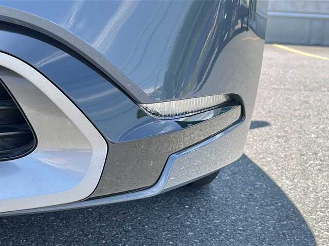 トヨタ プリウス 茨城県 2023(令5)年 1.7万km グレーⅡ セーフティーセンス/純正ナビ/アラウンドビューモニター/バックカメラ サイドカメラ フロントカメラ/LEDオートライト/クルーズコントロール/レザーシート/純正19インチアルミホイール/パワーシート/シートヒーター/スペアタイヤ/前後ドラレコ/ステアリングヒーター/スマートキー/ETC