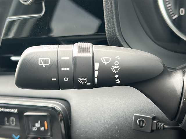 トヨタ ヴォクシー S－G 沖縄県 2022(令4)年 4.6万km ホワイトパールクリスタルシャイン 純正ディスプレイオーディオ/（ＡＭ／ＦＭ／ＢＴ／ＣＤ／ＤＶＤ）　/フルセグＴＶ　/バックモニター　/トヨタセーフティーセンス　/ワンオーナー　/両側パワスラ　/純正１６インチＡＷ　/オートライト/ＥＴＣ/スマートキー/純正フロアマット/クルコン
