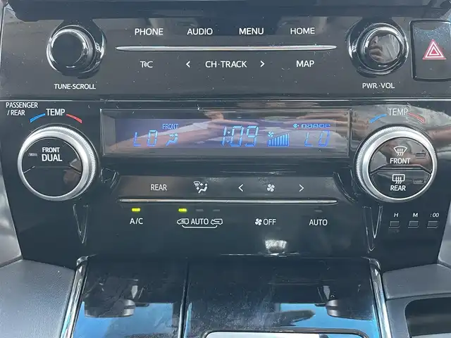 トヨタ アルファード S Cパッケージ 滋賀県 2020(令2)年 4.7万km ホワイトパールクリスタルシャイン 純正メモリーナビ/(BT/フルセグ)/両側電動スライドドア/後席用モニター/バックカメラ/パドルシフト/ステアリングヒーター/ステアリングスイッチ/追従クルーズコントロール/メモリ付きパワーシート/レーンキープアシスト/パーキングアシスト/盗難防止装置/電動リアゲート/三眼LEDヘッドライト/オートマチックハイビーム/クリアランスソナー/ビルトインETC/純正フロアマット/スペアキー/取扱説明書