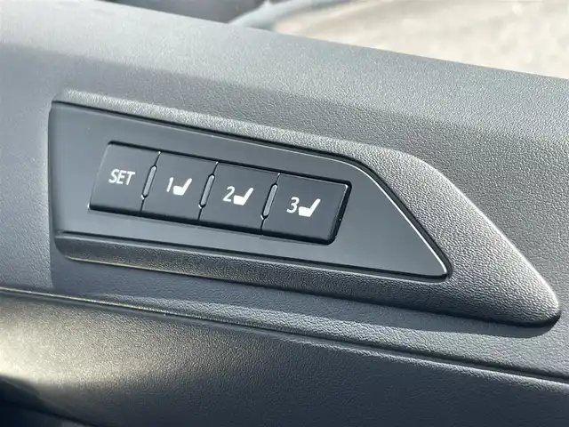 トヨタ アルファード S Cパッケージ 滋賀県 2020(令2)年 4.7万km ホワイトパールクリスタルシャイン 純正メモリーナビ/(BT/フルセグ)/両側電動スライドドア/後席用モニター/バックカメラ/パドルシフト/ステアリングヒーター/ステアリングスイッチ/追従クルーズコントロール/メモリ付きパワーシート/レーンキープアシスト/パーキングアシスト/盗難防止装置/電動リアゲート/三眼LEDヘッドライト/オートマチックハイビーム/クリアランスソナー/ビルトインETC/純正フロアマット/スペアキー/取扱説明書