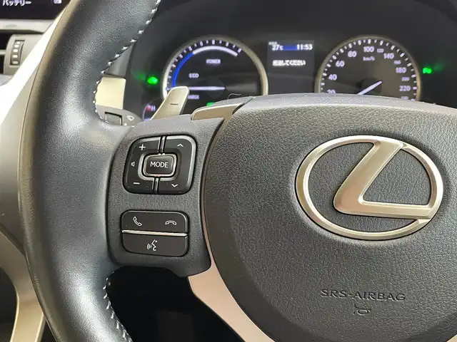 レクサス ＮＸ 300h バージョンL 岩手県 2020(令2)年 3.9万km ソニックチタニウム 4WD/ムーンルーフ/三眼フルLED/全周囲カメラ/レクサスセーフティシステム+/衝突被害軽減システム/レーダークルーズコントロール/横滑り防止装置/本革シート/ETC2.0/フルセグTV/MTモード付きAT/電動リアゲート/ドライブレコーダー/純正ナビ/純正フロアマット/純正アルミホイール18インチ/パワーシート/シートヒーター/コーナーセンサー/レーンアシスト/オートライト/オートマチックハイビーム/ハンドルヒーター/シートメモリー