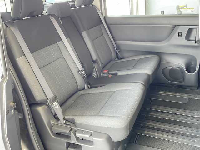 日産 セレナ X 栃木県 2023(令5)年 1.4万km ダークメタルグレー ディスプレイオーディオ/Bluetooth CD DVD/プロパイロット/追従式クルーズコントロール/電動パーキング/パドルシフト/ブレーキホールド/ドアバイザー/プッシュスタート/純正16インチアルミホイール/純正フロアマット/コーナーセンサー/レーンキープアシスト/オートライト/LEDヘッドライト/衝突被害軽減システム