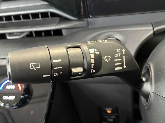 日産 セレナ X 栃木県 2023(令5)年 1.4万km ダークメタルグレー ディスプレイオーディオ/Bluetooth CD DVD/プロパイロット/追従式クルーズコントロール/電動パーキング/パドルシフト/ブレーキホールド/ドアバイザー/プッシュスタート/純正16インチアルミホイール/純正フロアマット/コーナーセンサー/レーンキープアシスト/オートライト/LEDヘッドライト/衝突被害軽減システム