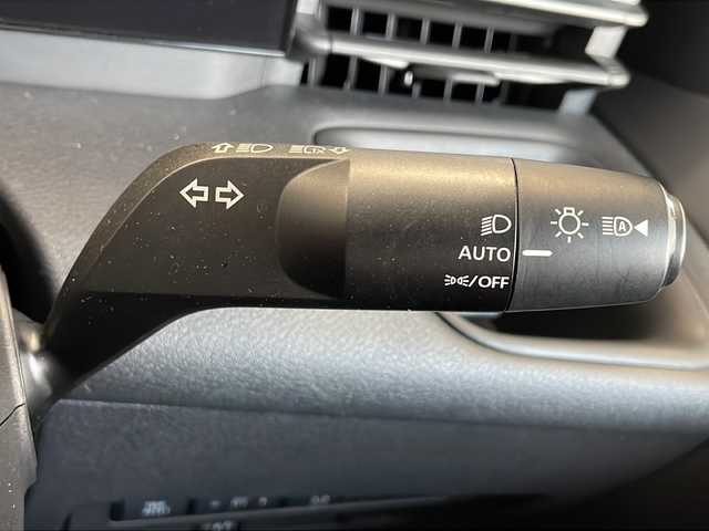 日産 セレナ X 栃木県 2023(令5)年 1.4万km ダークメタルグレー ディスプレイオーディオ/Bluetooth CD DVD/プロパイロット/追従式クルーズコントロール/電動パーキング/パドルシフト/ブレーキホールド/ドアバイザー/プッシュスタート/純正16インチアルミホイール/純正フロアマット/コーナーセンサー/レーンキープアシスト/オートライト/LEDヘッドライト/衝突被害軽減システム