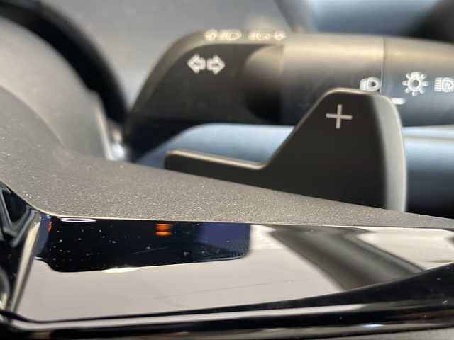 日産 セレナ X 栃木県 2023(令5)年 1.4万km ダークメタルグレー ディスプレイオーディオ/Bluetooth CD DVD/プロパイロット/追従式クルーズコントロール/電動パーキング/パドルシフト/ブレーキホールド/ドアバイザー/プッシュスタート/純正16インチアルミホイール/純正フロアマット/コーナーセンサー/レーンキープアシスト/オートライト/LEDヘッドライト/衝突被害軽減システム