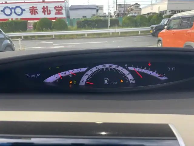 トヨタ エスティマ アエラス 愛知県 2013(平25)年 9.6万km ブラック (株)IDOMが運営する【じしゃロン豊川店】の自社ローン専用車両になります。こちらは現金またはオートローンご利用時の価格です。自社ローンご希望の方は別途その旨お申付け下さい/純正HDDナビ/　　〇ワンセグTV/　　〇Bluetooth/　　〇CD/DVD/社外フリップダウンモニター（アルパイン）/クルーズコントロール/ガラスルーフ/両側パワースライドドア/ETC/バックカメラ/純正AW/前後ドライブレコーダー