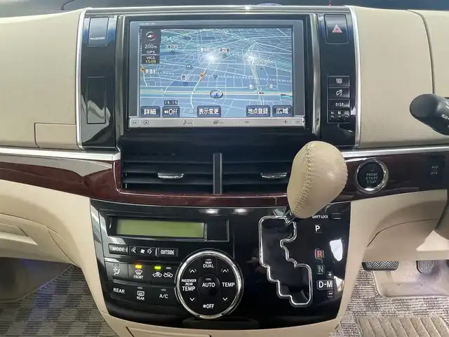 トヨタ エスティマ アエラス 愛知県 2013(平25)年 9.6万km ブラック (株)IDOMが運営する【じしゃロン豊川店】の自社ローン専用車両になります。こちらは現金またはオートローンご利用時の価格です。自社ローンご希望の方は別途その旨お申付け下さい/純正HDDナビ/　　〇ワンセグTV/　　〇Bluetooth/　　〇CD/DVD/社外フリップダウンモニター（アルパイン）/クルーズコントロール/ガラスルーフ/両側パワースライドドア/ETC/バックカメラ/純正AW/前後ドライブレコーダー