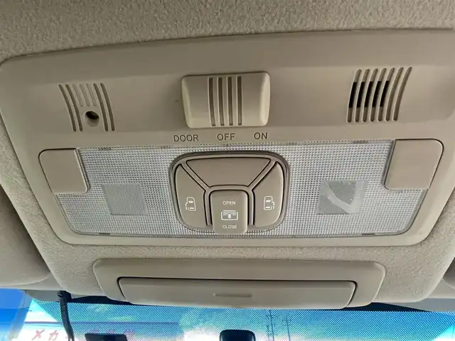 トヨタ エスティマ アエラス 愛知県 2013(平25)年 9.6万km ブラック (株)IDOMが運営する【じしゃロン豊川店】の自社ローン専用車両になります。こちらは現金またはオートローンご利用時の価格です。自社ローンご希望の方は別途その旨お申付け下さい/純正HDDナビ/　　〇ワンセグTV/　　〇Bluetooth/　　〇CD/DVD/社外フリップダウンモニター（アルパイン）/クルーズコントロール/ガラスルーフ/両側パワースライドドア/ETC/バックカメラ/純正AW/前後ドライブレコーダー