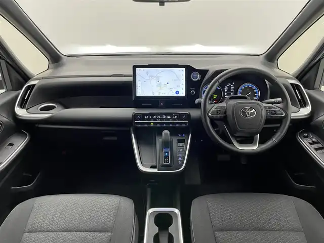 トヨタ ヴォクシー ハイブリッド S－G 愛知県 2022(令4)年 4万km アティチュードブラックマイカ 純正１０．５型ディスプレイナビ　全方位カメラ　禁煙車　純正１４型後席モニター　トヨタチームメイト　アドバンスドパーク　ＤＶＤデッキ　フルセグＴＶ　ＢＳＭ　ＨＤＭＩ　衝突軽減　車線逸脱　追従クルコン　ＡＣ１００Ｖ　セーフティセンス　コーナーセンサー　LEDオートライト　オートハイビーム　純正アルミホイール