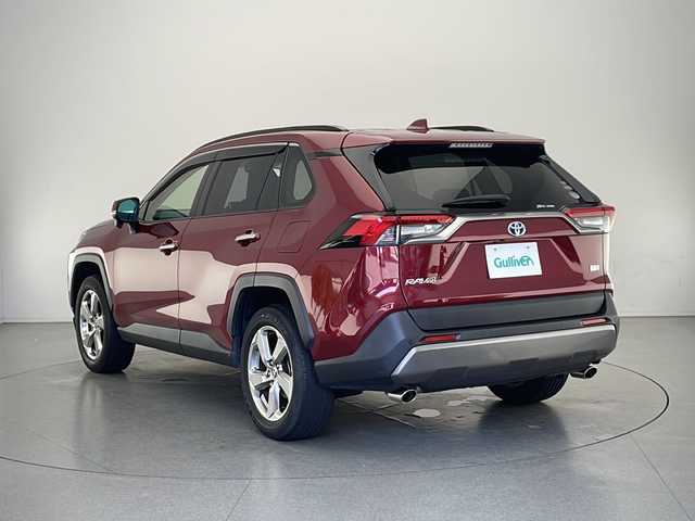 トヨタ ＲＡＶ４ ハイブリッドG 長野県 2020(令2)年 4万km センシュアルレッドマイカ 4WD/純正SDナビ（型番：NSZT-Y68T)/（フルセグTV＆CD＆USB＆SD＆HDMI＆FM・AM）/バックカメラ/トヨタセーフティーセンス/LTA/PCS/BSM/RCTA/PKSB/RSA/レーダークルーズコントロール/クリアランスソナー/ETC/置くだけ充電/メモリー式パワーシート（D席）/電動リアゲート/ステアリングヒーター/ステアリングスイッチ/シートヒーター（前席）/ドアバイザー/18インチ純正アルミホイール/純正マット/LEDヘッドライト/オートマチックハイビーム/フォグランプ/スマートキー/スペアキー/保証書/取扱説明書