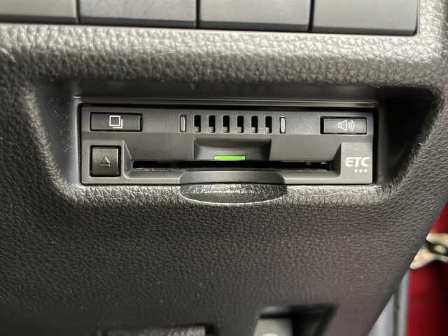 トヨタ ＲＡＶ４ ハイブリッドG 長野県 2020(令2)年 4万km センシュアルレッドマイカ 4WD/純正SDナビ（型番：NSZT-Y68T)/（フルセグTV＆CD＆USB＆SD＆HDMI＆FM・AM）/バックカメラ/トヨタセーフティーセンス/LTA/PCS/BSM/RCTA/PKSB/RSA/レーダークルーズコントロール/クリアランスソナー/ETC/置くだけ充電/メモリー式パワーシート（D席）/電動リアゲート/ステアリングヒーター/ステアリングスイッチ/シートヒーター（前席）/ドアバイザー/18インチ純正アルミホイール/純正マット/LEDヘッドライト/オートマチックハイビーム/フォグランプ/スマートキー/スペアキー/保証書/取扱説明書