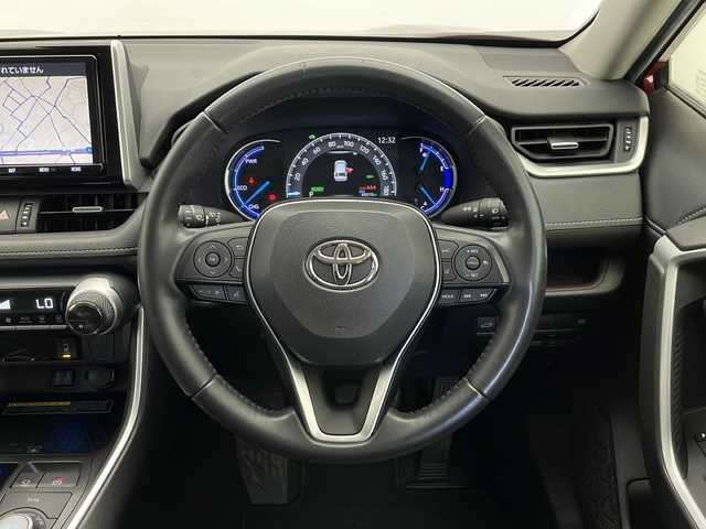 トヨタ ＲＡＶ４ ハイブリッドG 長野県 2020(令2)年 4万km センシュアルレッドマイカ 4WD/純正SDナビ（型番：NSZT-Y68T)/（フルセグTV＆CD＆USB＆SD＆HDMI＆FM・AM）/バックカメラ/トヨタセーフティーセンス/LTA/PCS/BSM/RCTA/PKSB/RSA/レーダークルーズコントロール/クリアランスソナー/ETC/置くだけ充電/メモリー式パワーシート（D席）/電動リアゲート/ステアリングヒーター/ステアリングスイッチ/シートヒーター（前席）/ドアバイザー/18インチ純正アルミホイール/純正マット/LEDヘッドライト/オートマチックハイビーム/フォグランプ/スマートキー/スペアキー/保証書/取扱説明書