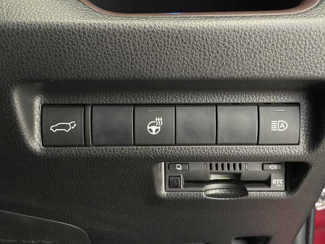 トヨタ ＲＡＶ４ ハイブリッドG 長野県 2020(令2)年 4万km センシュアルレッドマイカ 4WD/純正SDナビ（型番：NSZT-Y68T)/（フルセグTV＆CD＆USB＆SD＆HDMI＆FM・AM）/バックカメラ/トヨタセーフティーセンス/LTA/PCS/BSM/RCTA/PKSB/RSA/レーダークルーズコントロール/クリアランスソナー/ETC/置くだけ充電/メモリー式パワーシート（D席）/電動リアゲート/ステアリングヒーター/ステアリングスイッチ/シートヒーター（前席）/ドアバイザー/18インチ純正アルミホイール/純正マット/LEDヘッドライト/オートマチックハイビーム/フォグランプ/スマートキー/スペアキー/保証書/取扱説明書