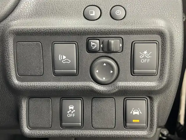 日産 ノート e－パワー X 茨城県 2018(平30)年 2.2万km インペリアルアンバーP 純正ワイドナビ/Bluetooth/フルセグ/radio/CD/DVD/アラウンドビューモニター/ETC/ドラレコ/レーンキープアシスト/前後コーナーセンサー/純正AW/LEDヘッドライト/オートライト/アイドリングストップ