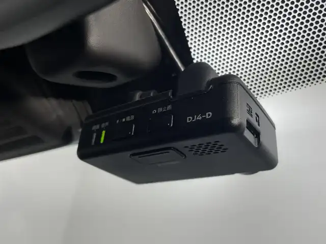 日産 ノート e－パワー X 茨城県 2018(平30)年 2.2万km インペリアルアンバーP 純正ワイドナビ/Bluetooth/フルセグ/radio/CD/DVD/アラウンドビューモニター/ETC/ドラレコ/レーンキープアシスト/前後コーナーセンサー/純正AW/LEDヘッドライト/オートライト/アイドリングストップ