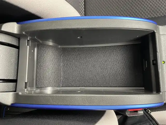 日産 ノート e－パワー X 茨城県 2018(平30)年 2.2万km インペリアルアンバーP 純正ワイドナビ/Bluetooth/フルセグ/radio/CD/DVD/アラウンドビューモニター/ETC/ドラレコ/レーンキープアシスト/前後コーナーセンサー/純正AW/LEDヘッドライト/オートライト/アイドリングストップ