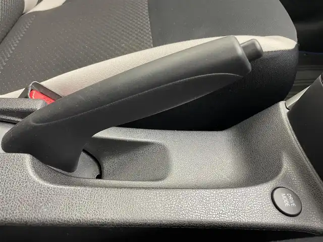 日産 ノート e－パワー X 茨城県 2018(平30)年 2.2万km インペリアルアンバーP 純正ワイドナビ/Bluetooth/フルセグ/radio/CD/DVD/アラウンドビューモニター/ETC/ドラレコ/レーンキープアシスト/前後コーナーセンサー/純正AW/LEDヘッドライト/オートライト/アイドリングストップ