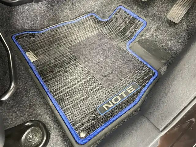 日産 ノート e－パワー X 茨城県 2018(平30)年 2.2万km インペリアルアンバーP 純正ワイドナビ/Bluetooth/フルセグ/radio/CD/DVD/アラウンドビューモニター/ETC/ドラレコ/レーンキープアシスト/前後コーナーセンサー/純正AW/LEDヘッドライト/オートライト/アイドリングストップ