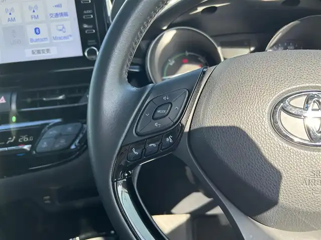 トヨタ Ｃ－ＨＲ G モード ネロセーフティプラスⅡ 広島県 2021(令3)年 3.5万km ホワイトパールクリスタルシャイン ワンオーナー/純正ディスプレイオーディオ/　（Apple Car Play/Android Auto/Bluetooth/AM/FM）/レーダークルーズコントロール/ドライブレコーダー/ビルトインETC/全方位モニター/ブラインドスポットモニター/電子パーキング/オートブレーキホールド/コーナーセンサー/USB入力端子/バックカメラ/純正18インチアルミホイール/純正フロアマット/LEDヘッドライト/フォグランプ/オートマチックハイビーム/衝突被害軽減システム/プッシュスタート/スペアキー