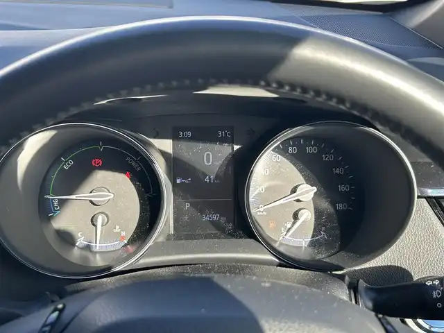 トヨタ Ｃ－ＨＲ G モード ネロセーフティプラスⅡ 広島県 2021(令3)年 3.5万km ホワイトパールクリスタルシャイン ワンオーナー/純正ディスプレイオーディオ/　（Apple Car Play/Android Auto/Bluetooth/AM/FM）/レーダークルーズコントロール/ドライブレコーダー/ビルトインETC/全方位モニター/ブラインドスポットモニター/電子パーキング/オートブレーキホールド/コーナーセンサー/USB入力端子/バックカメラ/純正18インチアルミホイール/純正フロアマット/LEDヘッドライト/フォグランプ/オートマチックハイビーム/衝突被害軽減システム/プッシュスタート/スペアキー