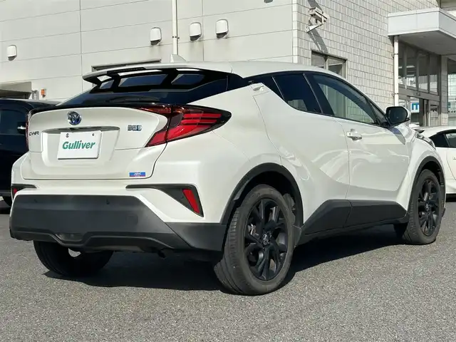 トヨタ Ｃ－ＨＲ G モード ネロセーフティプラスⅡ 広島県 2021(令3)年 3.5万km ホワイトパールクリスタルシャイン ワンオーナー/純正ディスプレイオーディオ/　（Apple Car Play/Android Auto/Bluetooth/AM/FM）/レーダークルーズコントロール/ドライブレコーダー/ビルトインETC/全方位モニター/ブラインドスポットモニター/電子パーキング/オートブレーキホールド/コーナーセンサー/USB入力端子/バックカメラ/純正18インチアルミホイール/純正フロアマット/LEDヘッドライト/フォグランプ/オートマチックハイビーム/衝突被害軽減システム/プッシュスタート/スペアキー