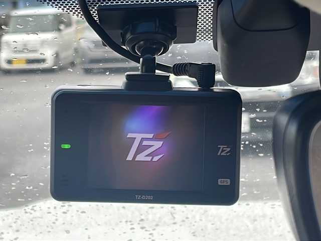 トヨタ ランドクルーザー プラド TX Lパッケージ 茨城県 2021(令3)年 3.7万km ホワイトパールクリスタルシャイン ALPINE9型ナビ/レーダークルーズコントロール/ビルトインETC/ドライブレコーダ/サンルーフ/パワーシート/レザーシート/シートヒーター/エアシート/横滑り防止装置/コーナーセンサー/レーンキープアシスト/衝突軽減システム/オートライト/オートマチックハイビーム/LEDヘッドライト/モデリスタエアロ/純正フロアマット/純正19インチアルミホイール/４WD