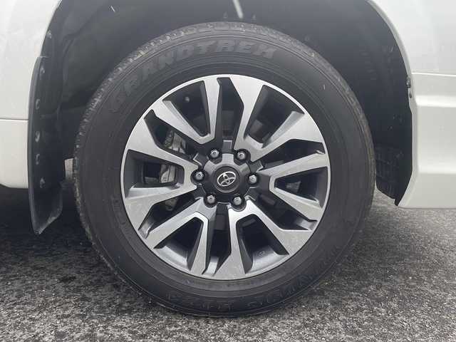 トヨタ ランドクルーザー プラド TX Lパッケージ 茨城県 2021(令3)年 3.7万km ホワイトパールクリスタルシャイン ALPINE9型ナビ/レーダークルーズコントロール/ビルトインETC/ドライブレコーダ/サンルーフ/パワーシート/レザーシート/シートヒーター/エアシート/横滑り防止装置/コーナーセンサー/レーンキープアシスト/衝突軽減システム/オートライト/オートマチックハイビーム/LEDヘッドライト/モデリスタエアロ/純正フロアマット/純正19インチアルミホイール/４WD