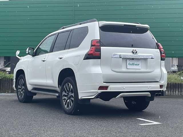 トヨタ ランドクルーザー プラド TX Lパッケージ 茨城県 2021(令3)年 3.7万km ホワイトパールクリスタルシャイン ALPINE9型ナビ/レーダークルーズコントロール/ビルトインETC/ドライブレコーダ/サンルーフ/パワーシート/レザーシート/シートヒーター/エアシート/横滑り防止装置/コーナーセンサー/レーンキープアシスト/衝突軽減システム/オートライト/オートマチックハイビーム/LEDヘッドライト/モデリスタエアロ/純正フロアマット/純正19インチアルミホイール/４WD