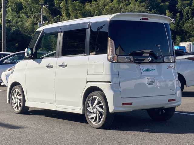 スズキ スペーシア カスタム XS 佐賀県 2017(平29)年 8.3万km クリスタルホワイトP Carrozzeriaナビ/バックカメラ/両側パワースライドドア/デュアルカメラブレーキサポート/路線逸脱警報機能/シートヒーター/ドライブレコーダー/ETC/アイドリングストップ/プッシュスタート/スマートキー/HIDヘッドライト/フォグライト/純正アルミホイール