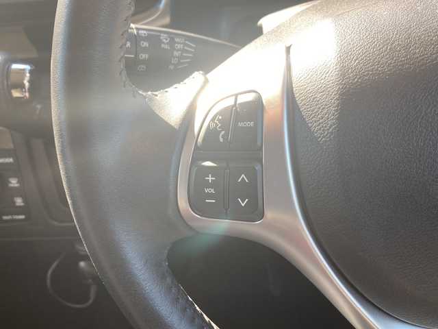 スズキ スペーシア カスタム XS 佐賀県 2017(平29)年 8.3万km クリスタルホワイトP Carrozzeriaナビ/バックカメラ/両側パワースライドドア/デュアルカメラブレーキサポート/路線逸脱警報機能/シートヒーター/ドライブレコーダー/ETC/アイドリングストップ/プッシュスタート/スマートキー/HIDヘッドライト/フォグライト/純正アルミホイール