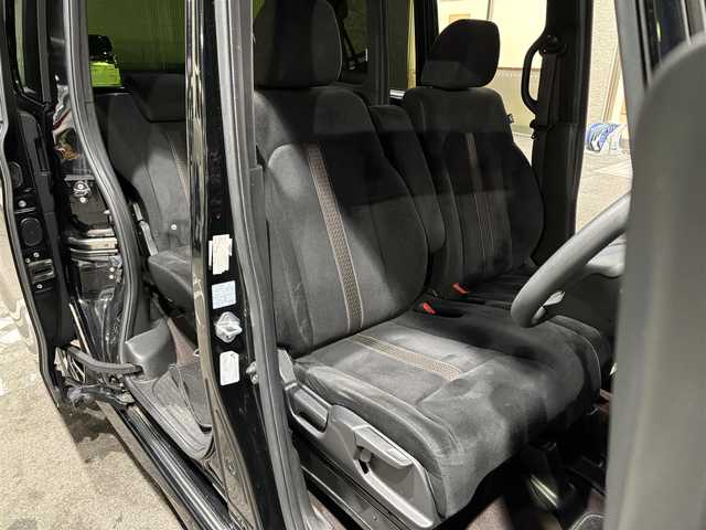 ホンダ Ｎ ＢＯＸ カスタム G L ホンダセンシング 大阪府 2018(平30)年 5.5万km クリスタルブラックパール 社外ナビ/（フルセグ／ＢＴ／ＣＤ／ＤＶＤ）/バックカメラ/レーダークルーズコントロール/衝突軽減/盗難防止装置/横滑り防止装置/レーンキープアシスト/両側パワスラ/ベンチシート/サンシェード/純正１４インチＡＷ/ドラレコ/ＥＴＣ