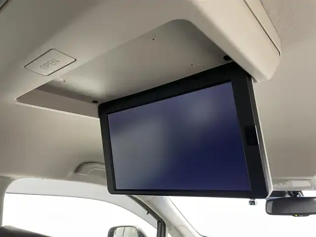 日産 エルグランド 250ハイウェイスターS 岡山県 2022(令4)年 3.8万km 黒 純正10インチナビ/（CD/DVD/BT/TV）/純正12.1インチ後席モニター/全方位カメラ/両側パワースライドドア/電動リアゲート/衝突軽減ブレーキ/レーンアシスト/ブラインドスポットモニター/オートハイビーム/LEDヘッドライト/フォグランプ/ビルトインETC