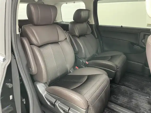 日産 エルグランド 250ハイウェイスターS 岡山県 2022(令4)年 3.8万km 黒 純正10インチナビ/（CD/DVD/BT/TV）/純正12.1インチ後席モニター/全方位カメラ/両側パワースライドドア/電動リアゲート/衝突軽減ブレーキ/レーンアシスト/ブラインドスポットモニター/オートハイビーム/LEDヘッドライト/フォグランプ/ビルトインETC