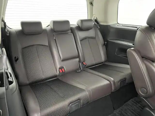 日産 エルグランド 250ハイウェイスターS 岡山県 2022(令4)年 3.8万km 黒 純正10インチナビ/（CD/DVD/BT/TV）/純正12.1インチ後席モニター/全方位カメラ/両側パワースライドドア/電動リアゲート/衝突軽減ブレーキ/レーンアシスト/ブラインドスポットモニター/オートハイビーム/LEDヘッドライト/フォグランプ/ビルトインETC